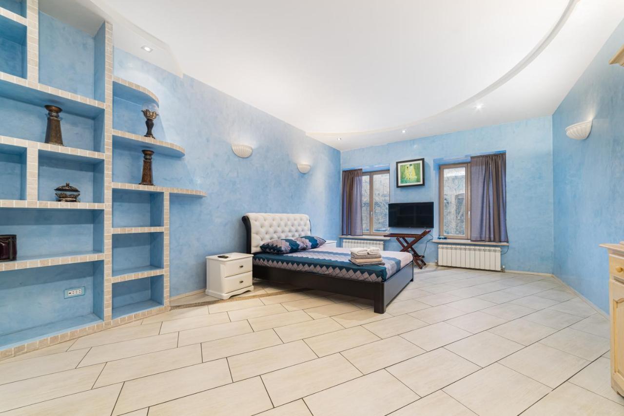 Classical Deribasivska 3-Bedrooms Apartment Odessa Eksteriør bilde